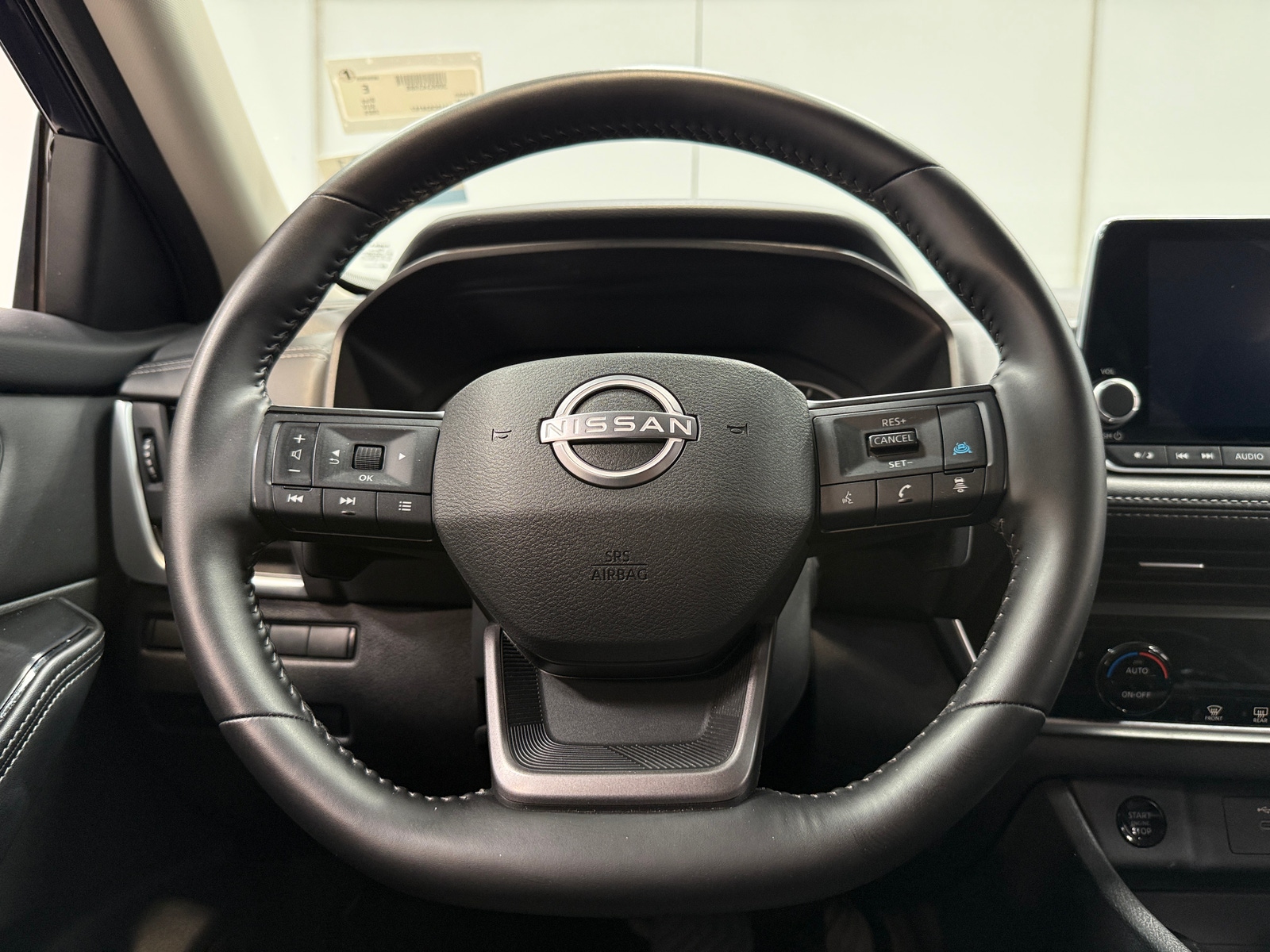 Thumbnail: 2025 Nissan Rogue - 5