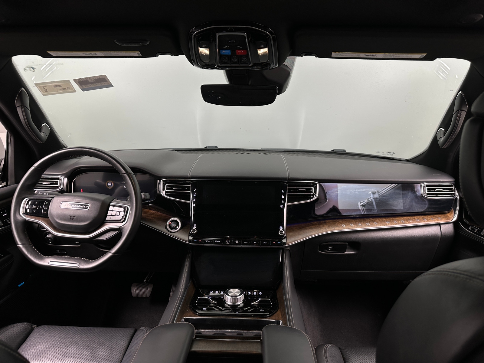 Thumbnail: 2022 Jeep Grand Wagoneer - 2