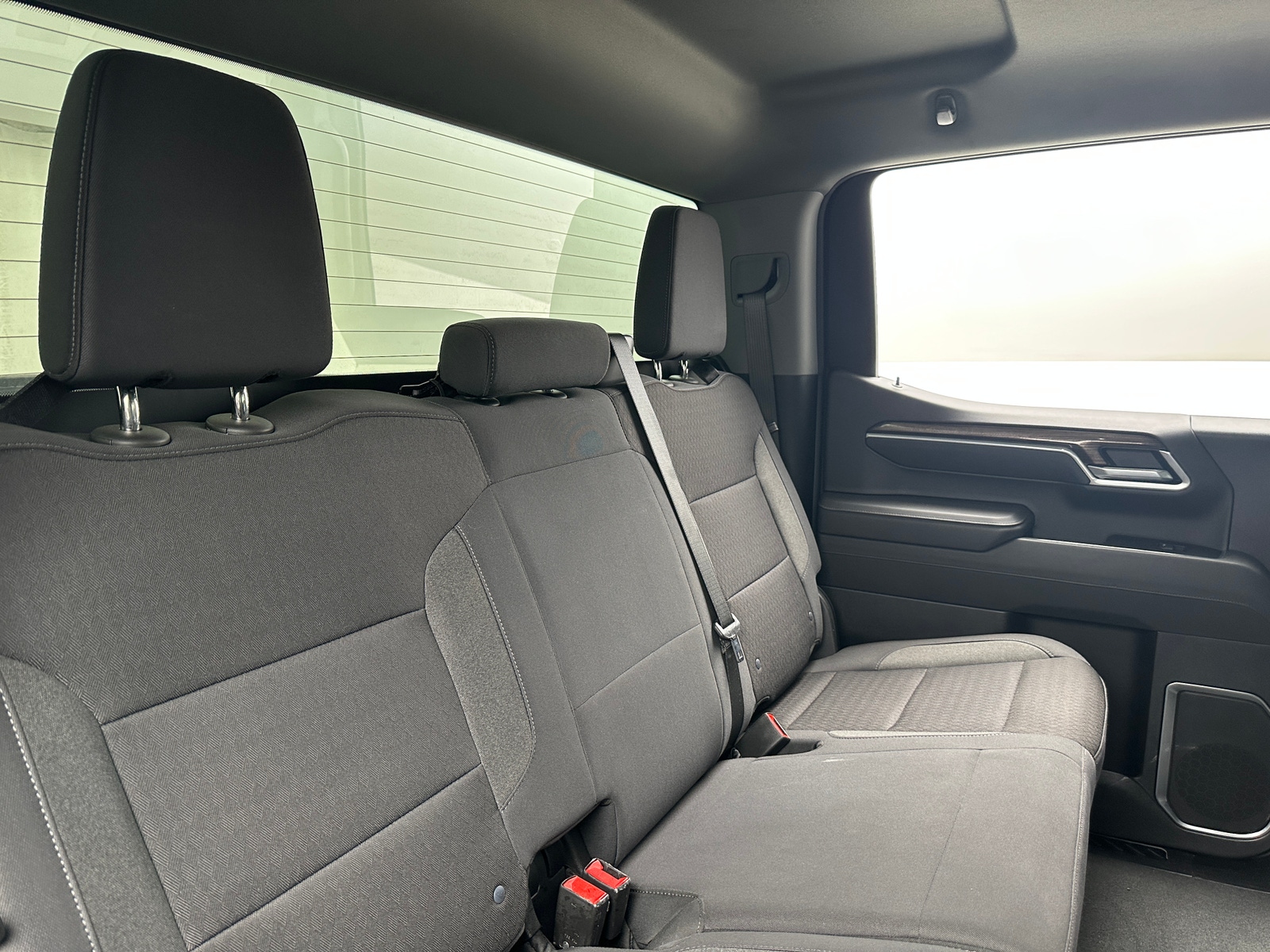 Thumbnail: 2026 Chevrolet Silverado 1500 - 6