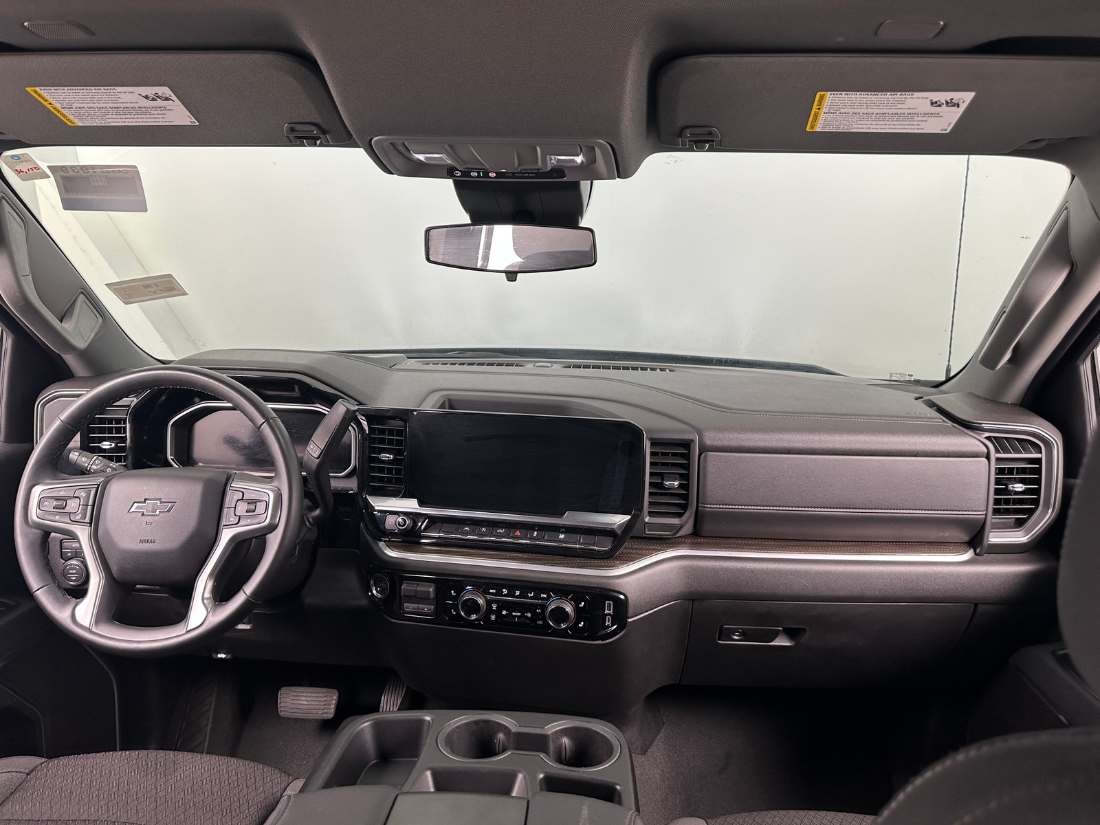 Thumbnail: 2026 Chevrolet Silverado 1500 - 3