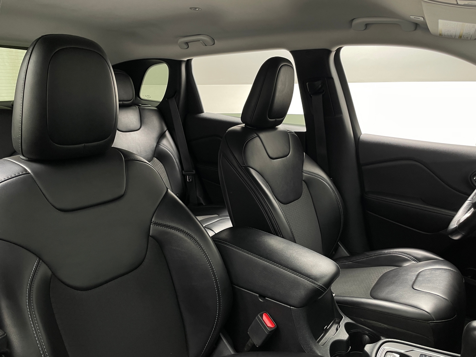 Thumbnail: 2019 Jeep Cherokee - 2