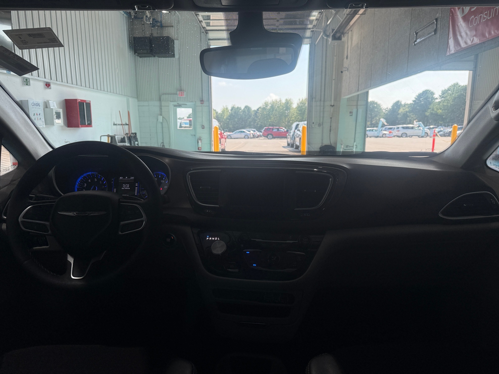 Thumbnail: 2024 Chrysler Voyager - 3