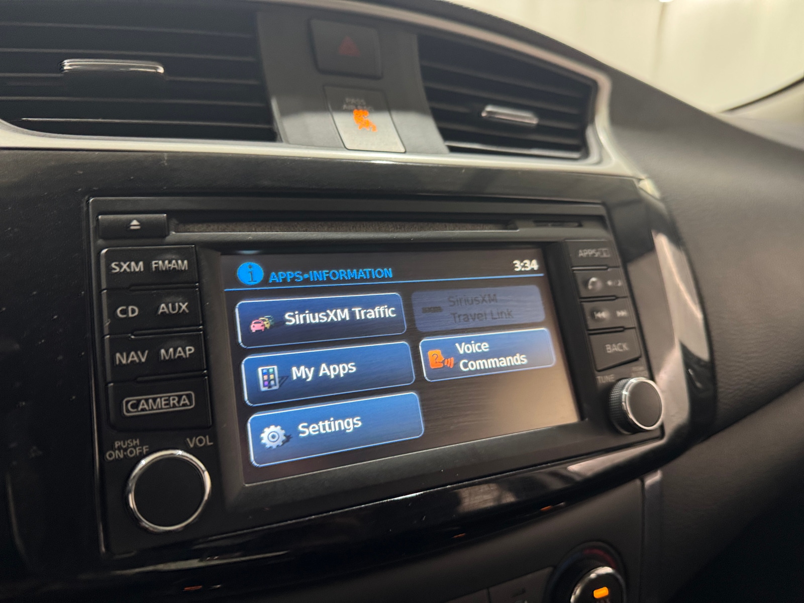 Thumbnail: 2017 Nissan Sentra - 4