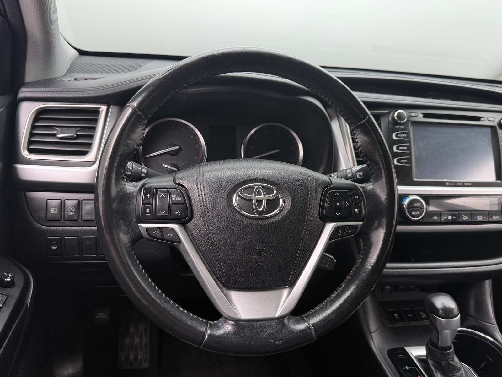 Thumbnail: 2018 Toyota Highlander - 4