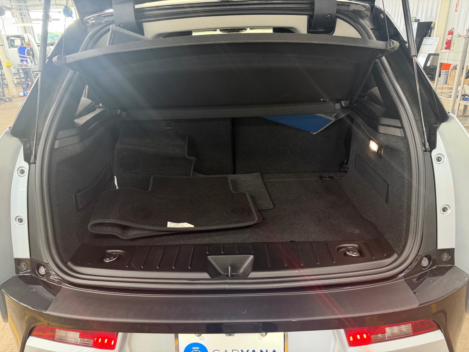 Thumbnail: 2015 BMW i3 - 6