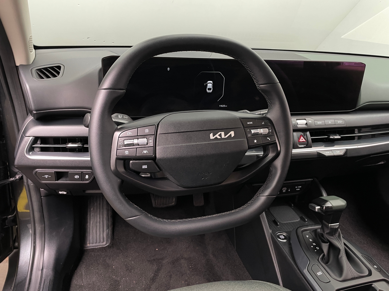 Thumbnail: 2025 Kia K4 - 5