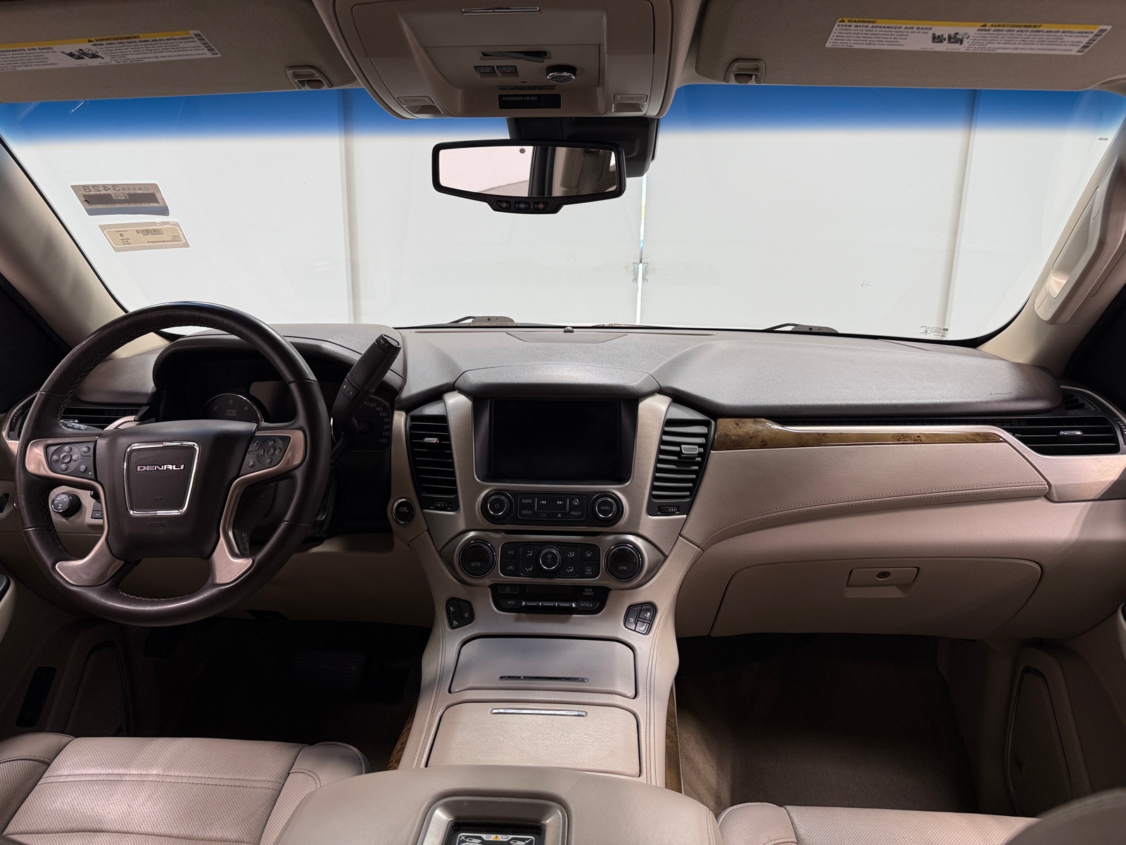 Thumbnail: 2016 GMC Yukon - 2