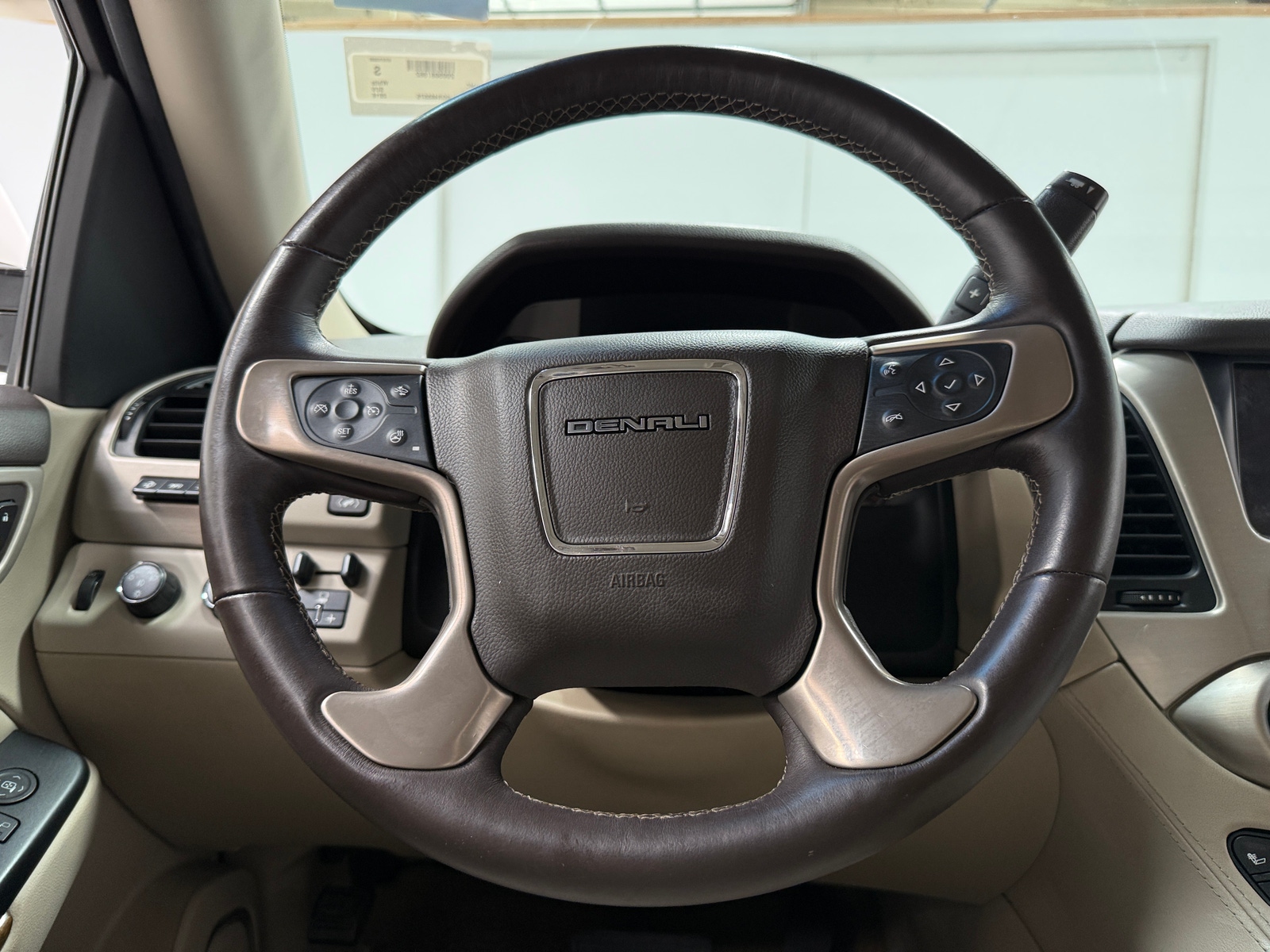 Thumbnail: 2016 GMC Yukon - 4