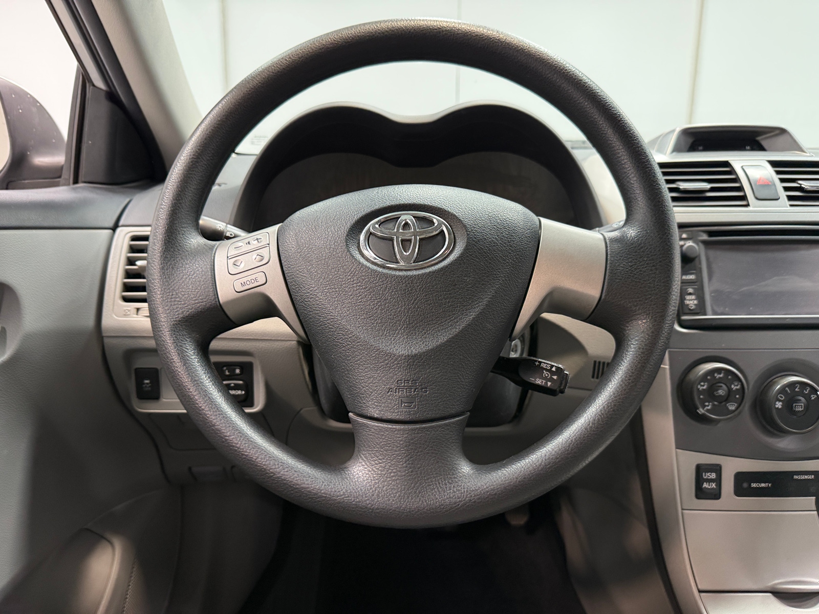 Thumbnail: 2013 Toyota Corolla - 5