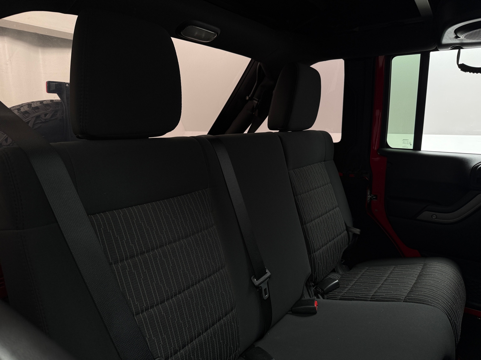 Thumbnail: 2011 Jeep Wrangler - 6