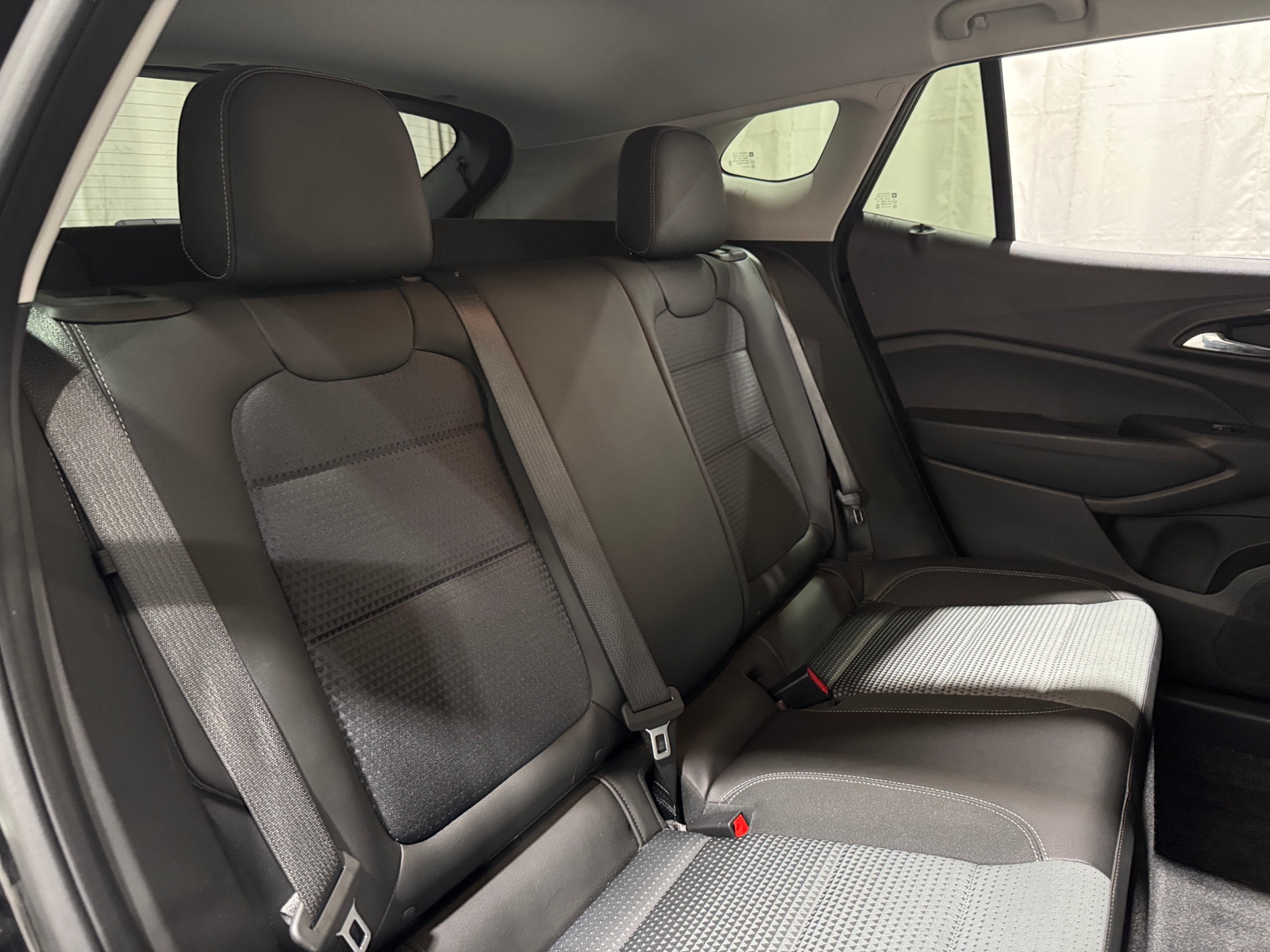 Thumbnail: 2025 Chevrolet Trax - 5