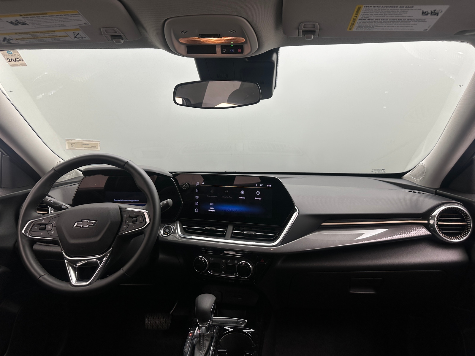 Thumbnail: 2025 Chevrolet Trax - 2