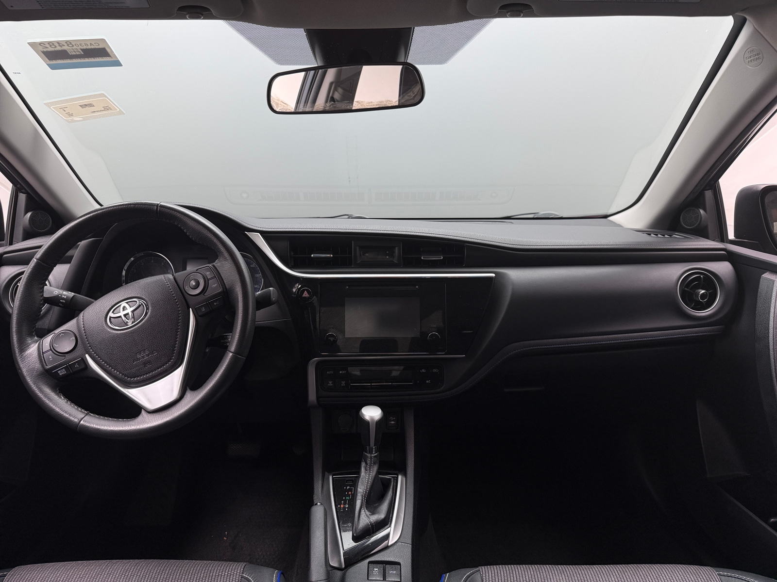 Thumbnail: 2018 Toyota Corolla - 3