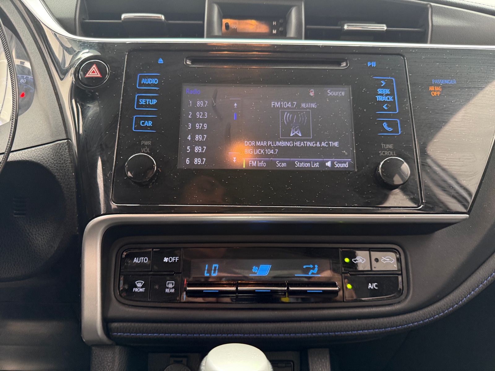 Thumbnail: 2018 Toyota Corolla - 4