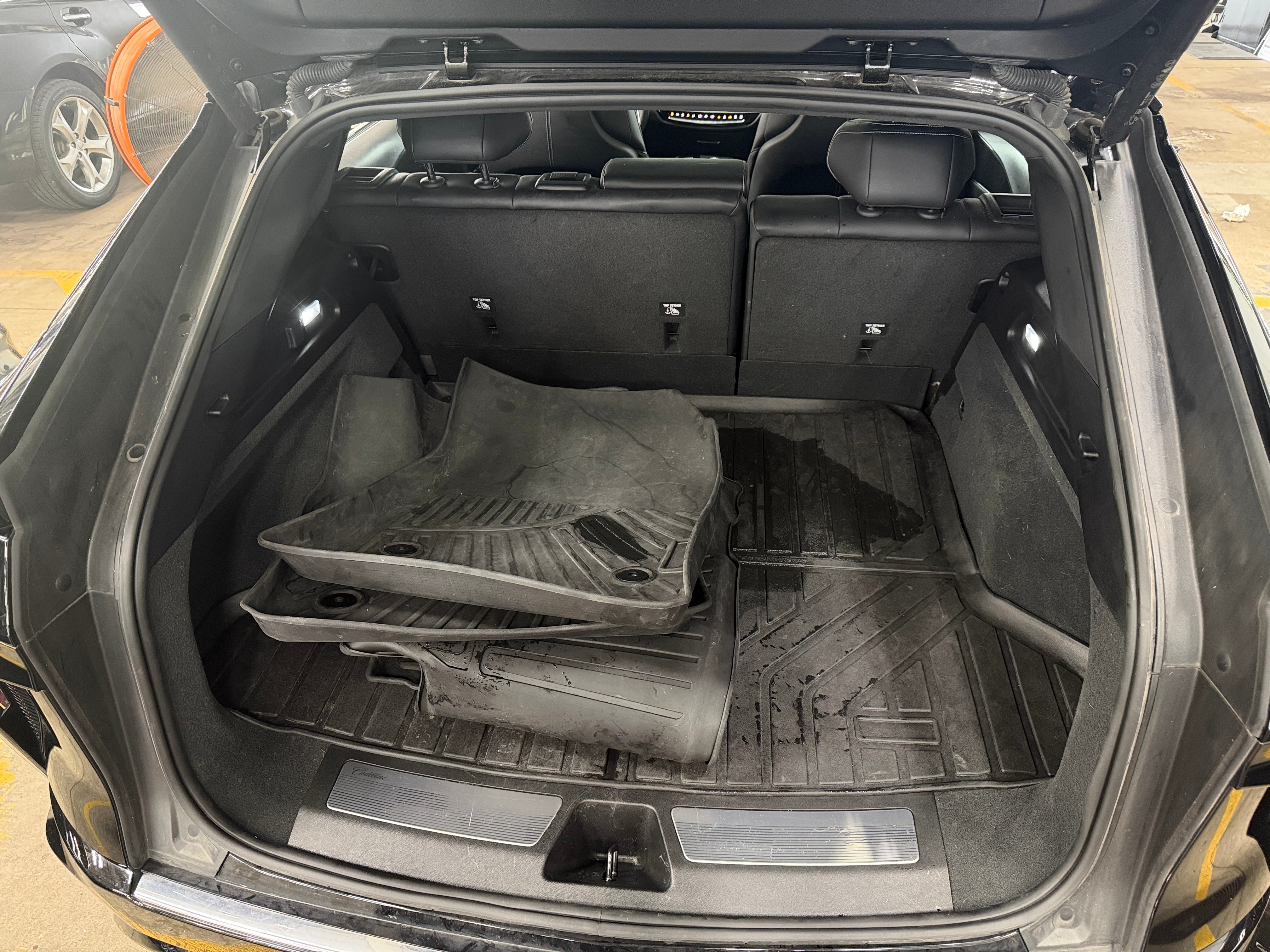 Used 2024 Cadillac LYRIQ Luxury 1 with VIN 1GYKPPRK5RZ125774 for sale in Auburn, WA