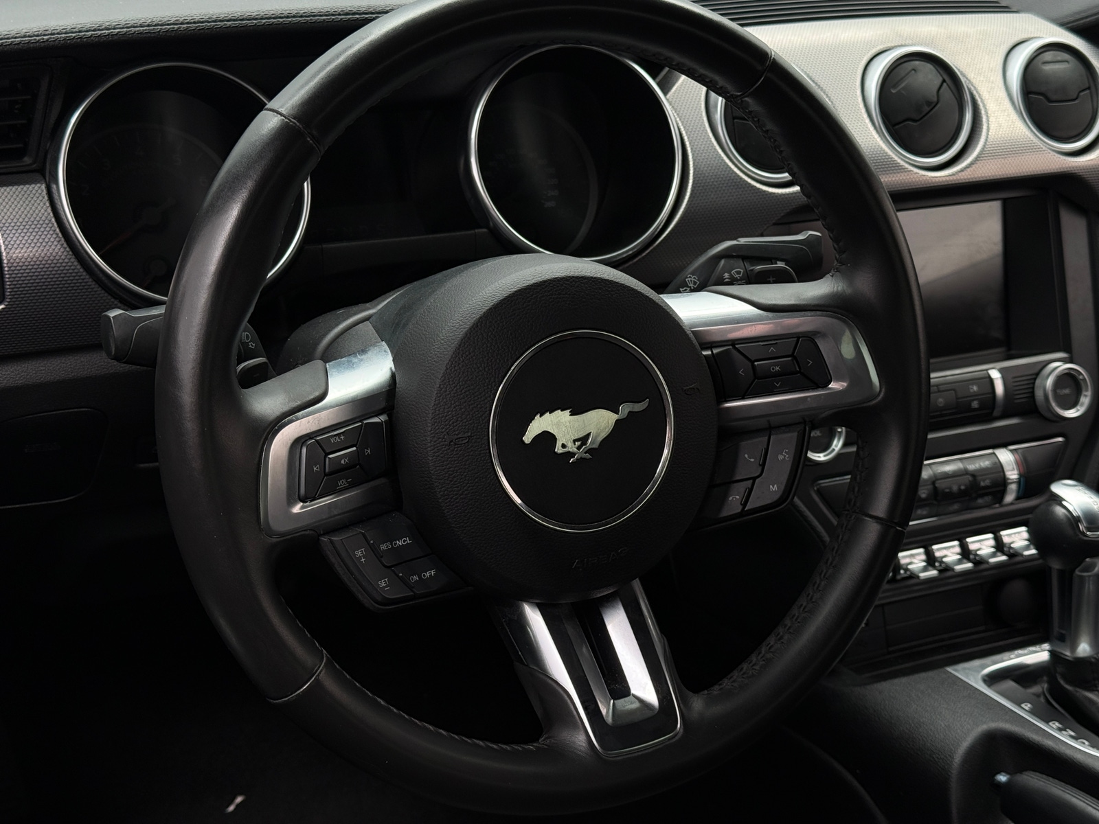 Thumbnail: 2019 Ford Mustang - 4