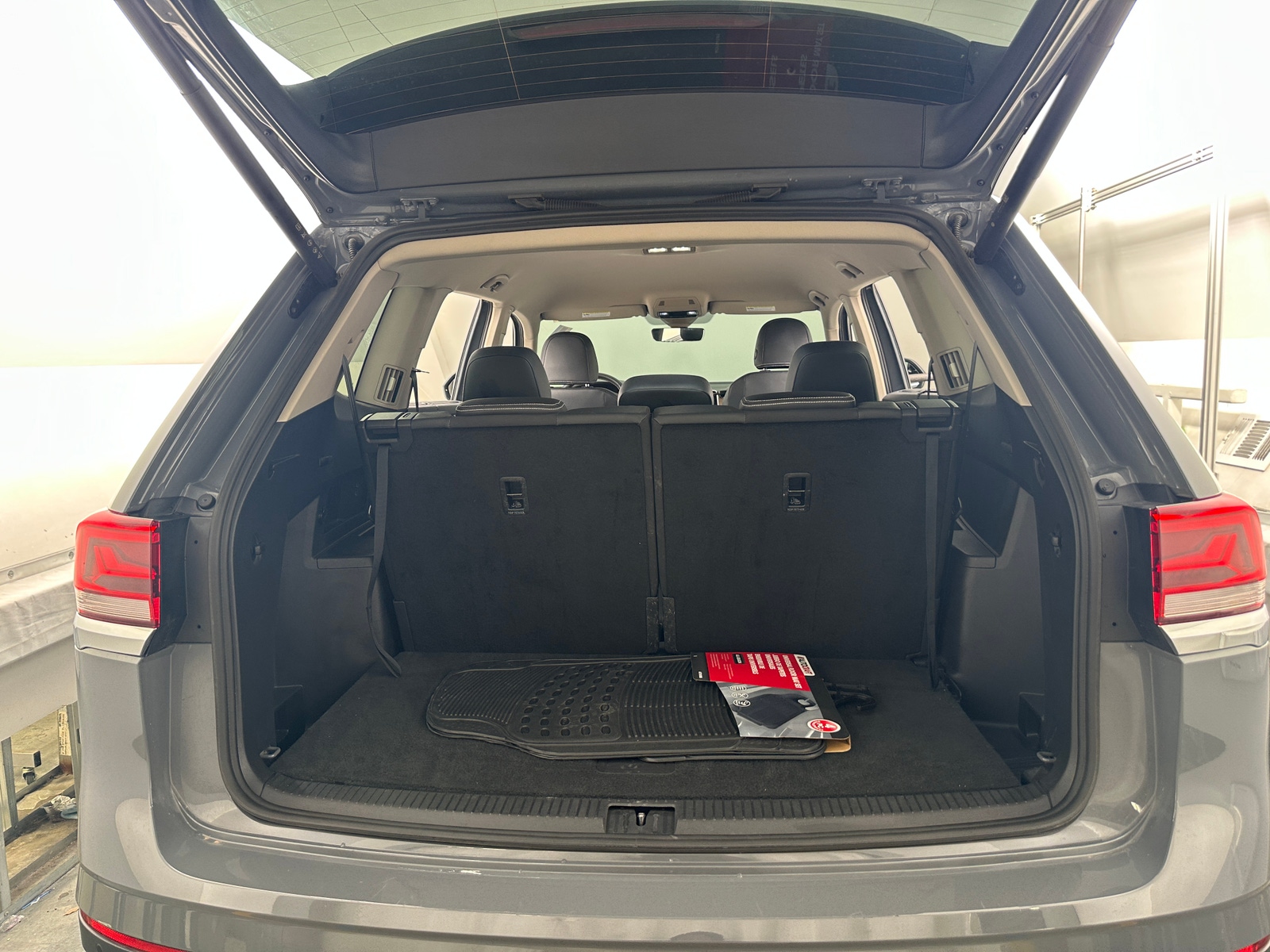 Thumbnail: 2026 Volkswagen Atlas - 6