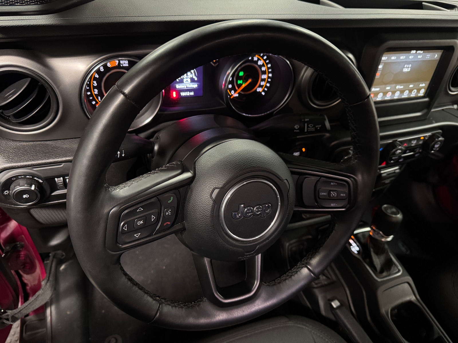 Thumbnail: 2022 Jeep Wrangler - 5