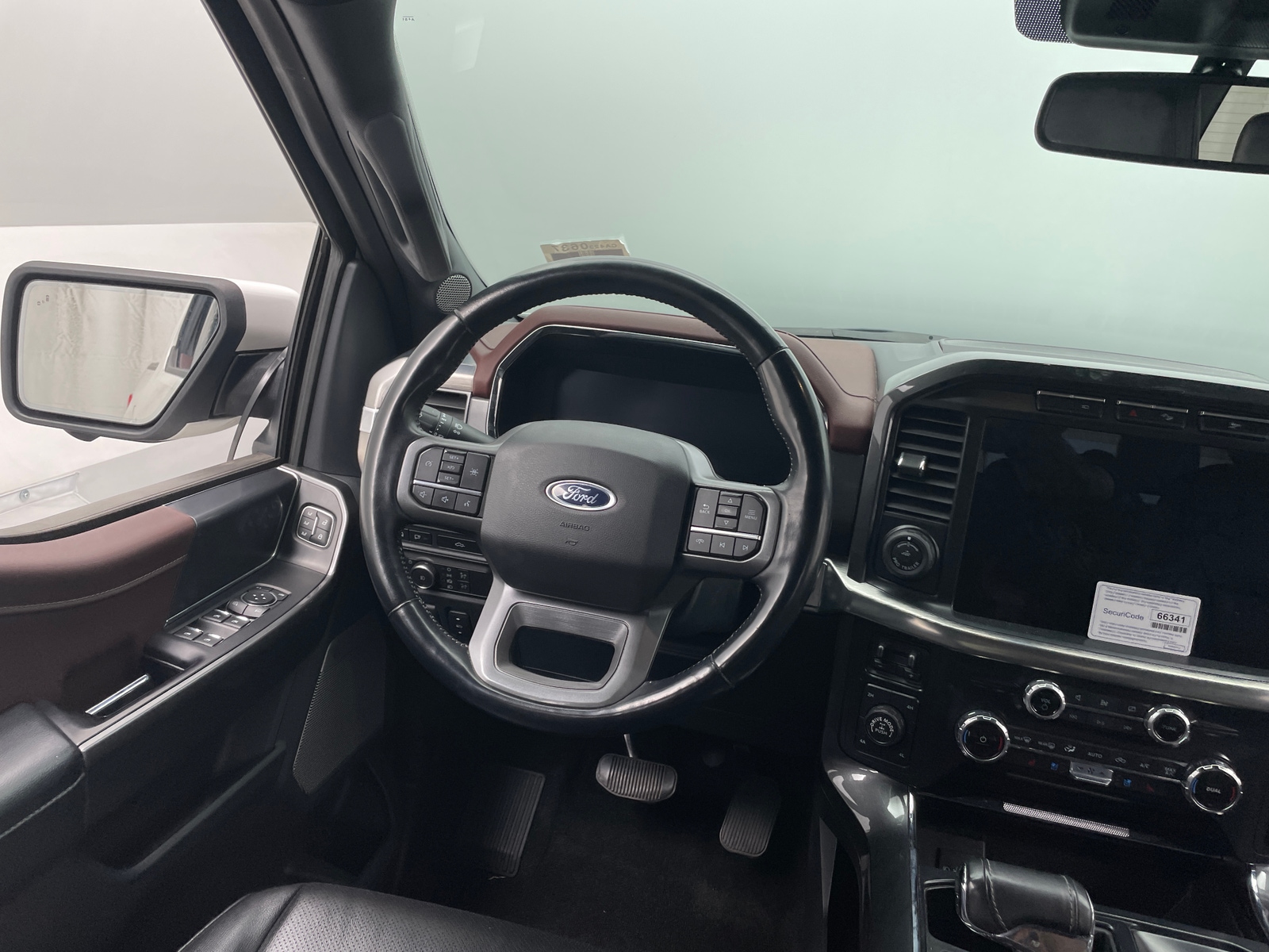 Thumbnail: 2022 Ford Econoline - 4