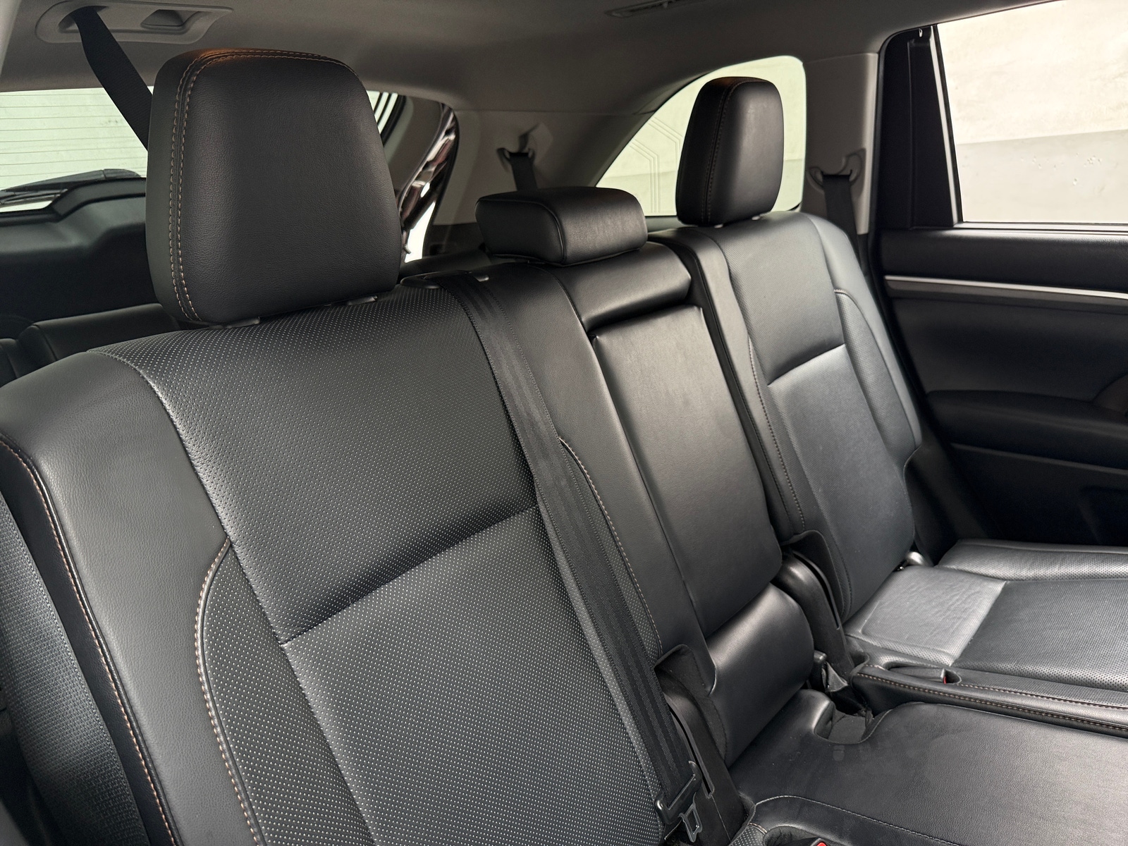 Thumbnail: 2019 Toyota Highlander - 5
