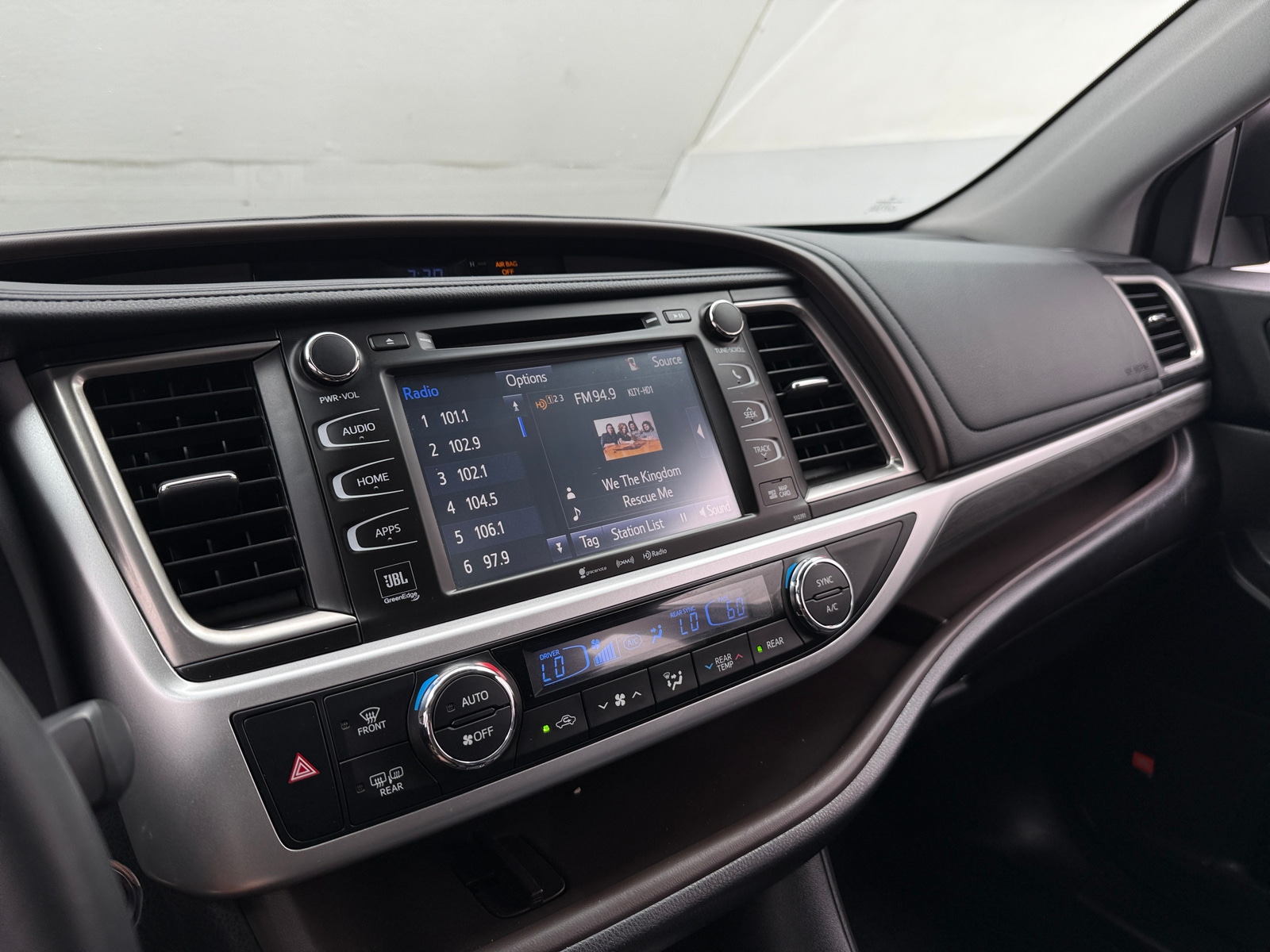 Thumbnail: 2019 Toyota Highlander - 3