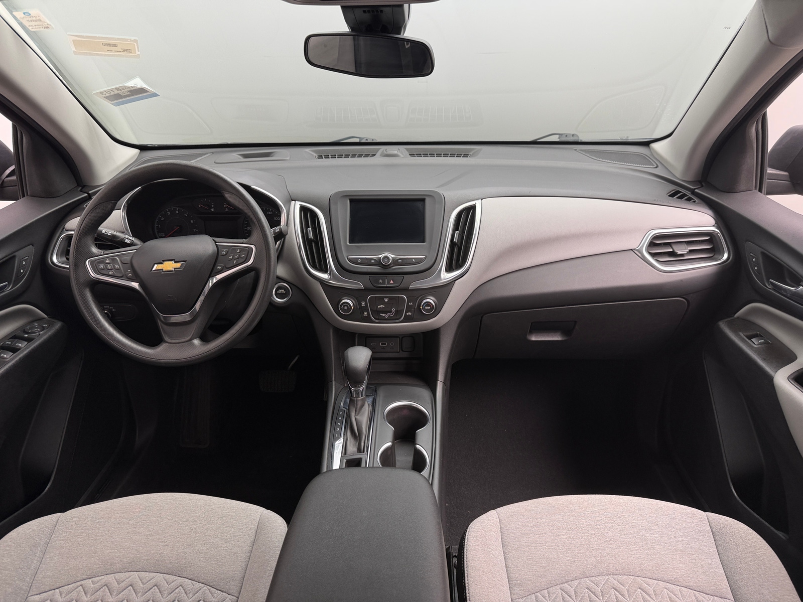 Thumbnail: 2022 Chevrolet Equinox - 3