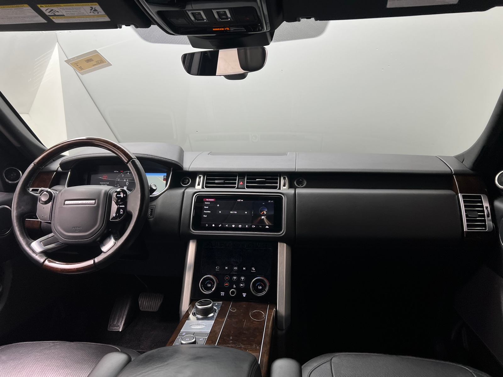Thumbnail: 2018 Land Rover Range Rover - 2