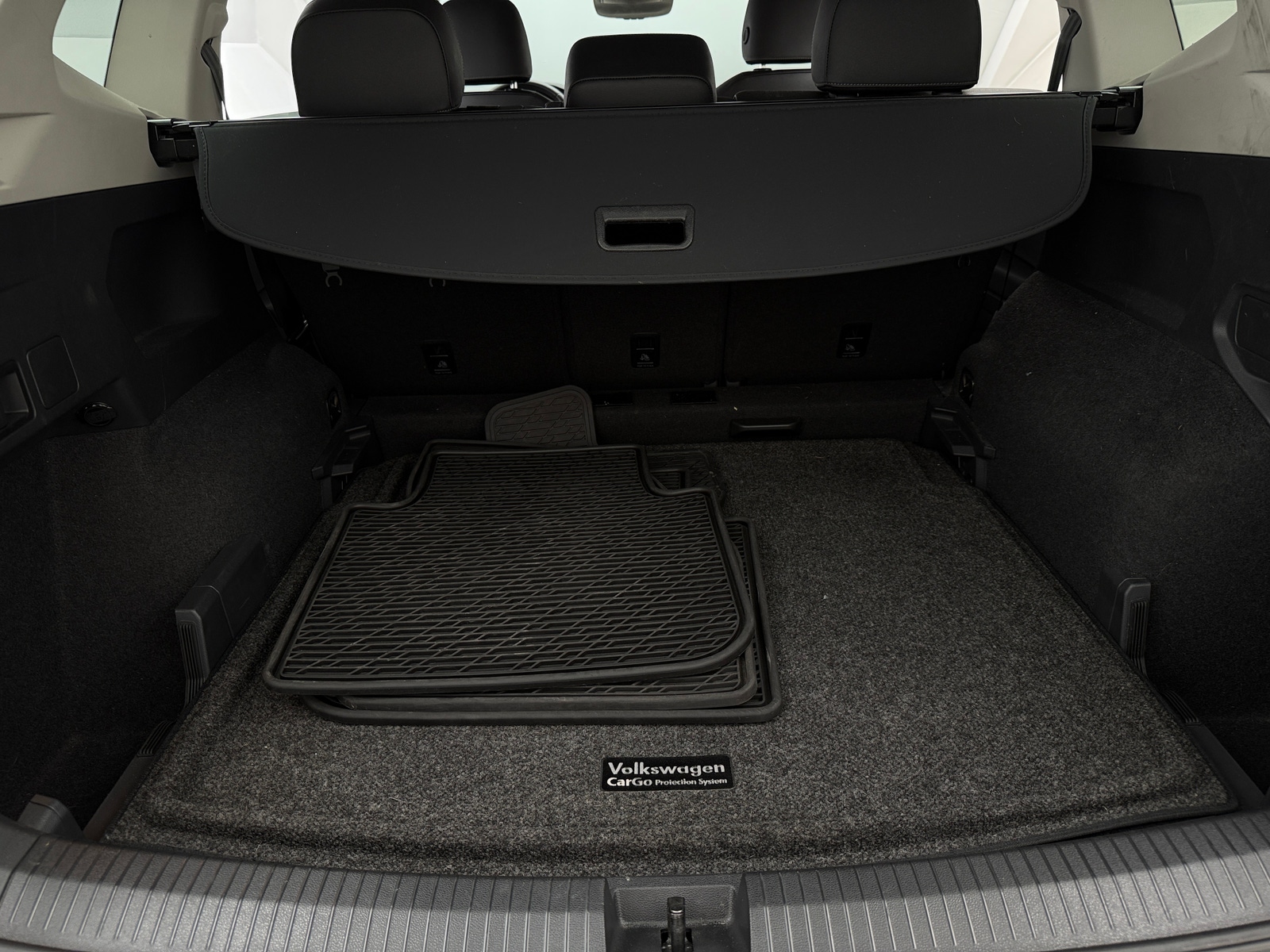 Thumbnail: 2020 Volkswagen Tiguan - 6