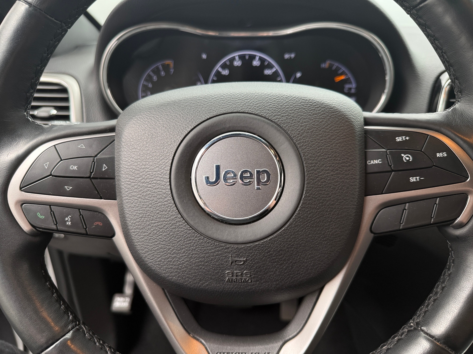 Thumbnail: 2019 Jeep Grand Cherokee - 4