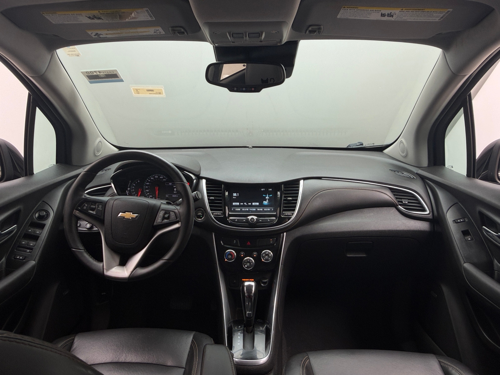 Thumbnail: 2017 Chevrolet Trax - 2