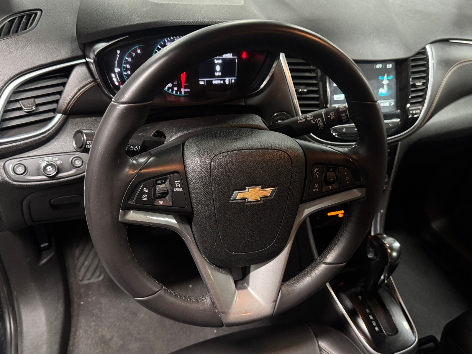 Thumbnail: 2017 Chevrolet Trax - 4