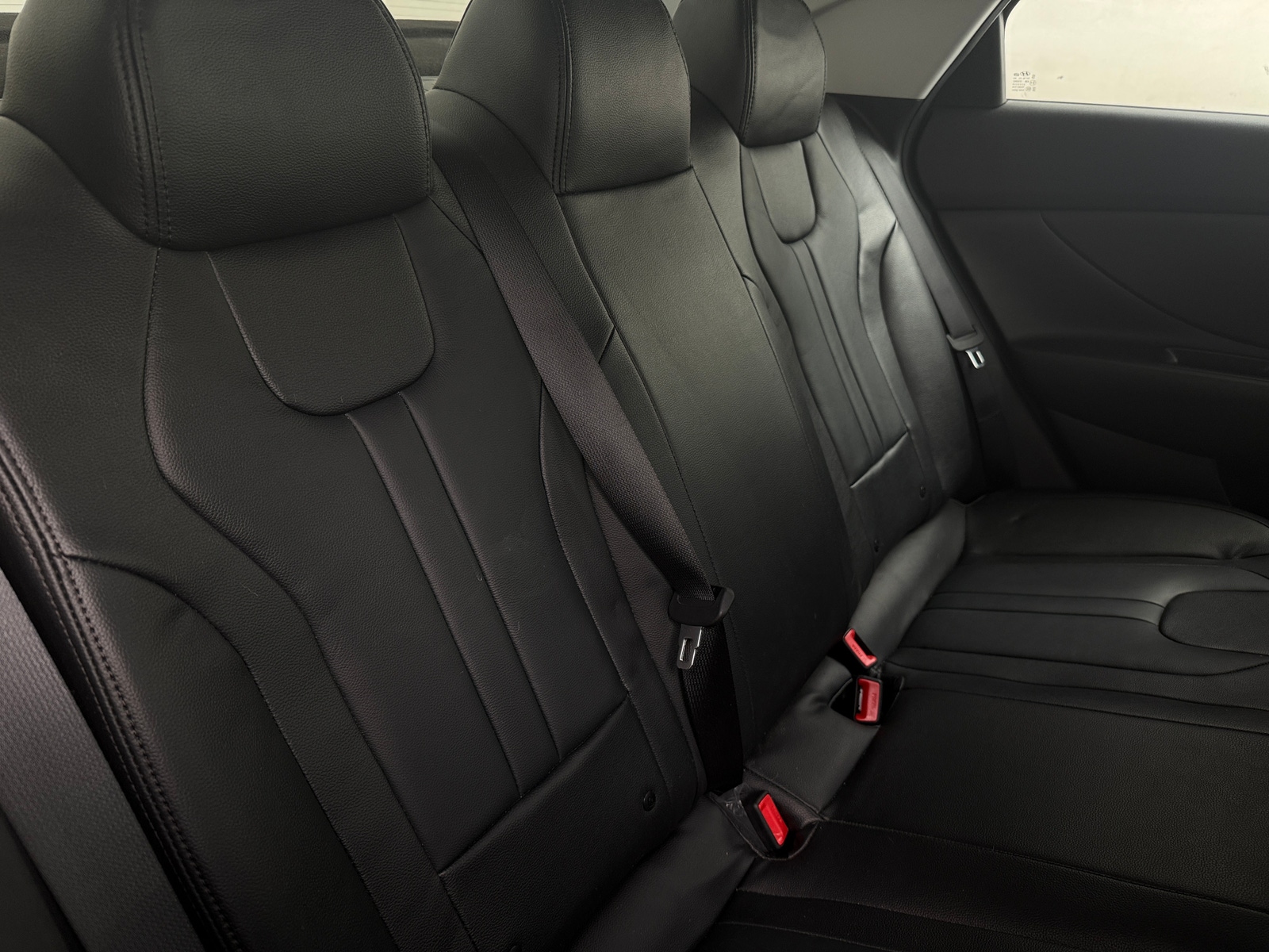Thumbnail: 2022 Hyundai Elantra - 6