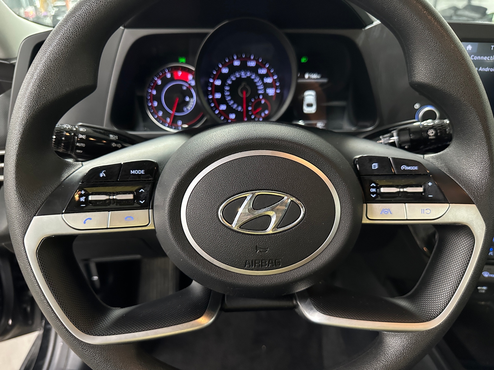 Thumbnail: 2022 Hyundai Elantra - 5
