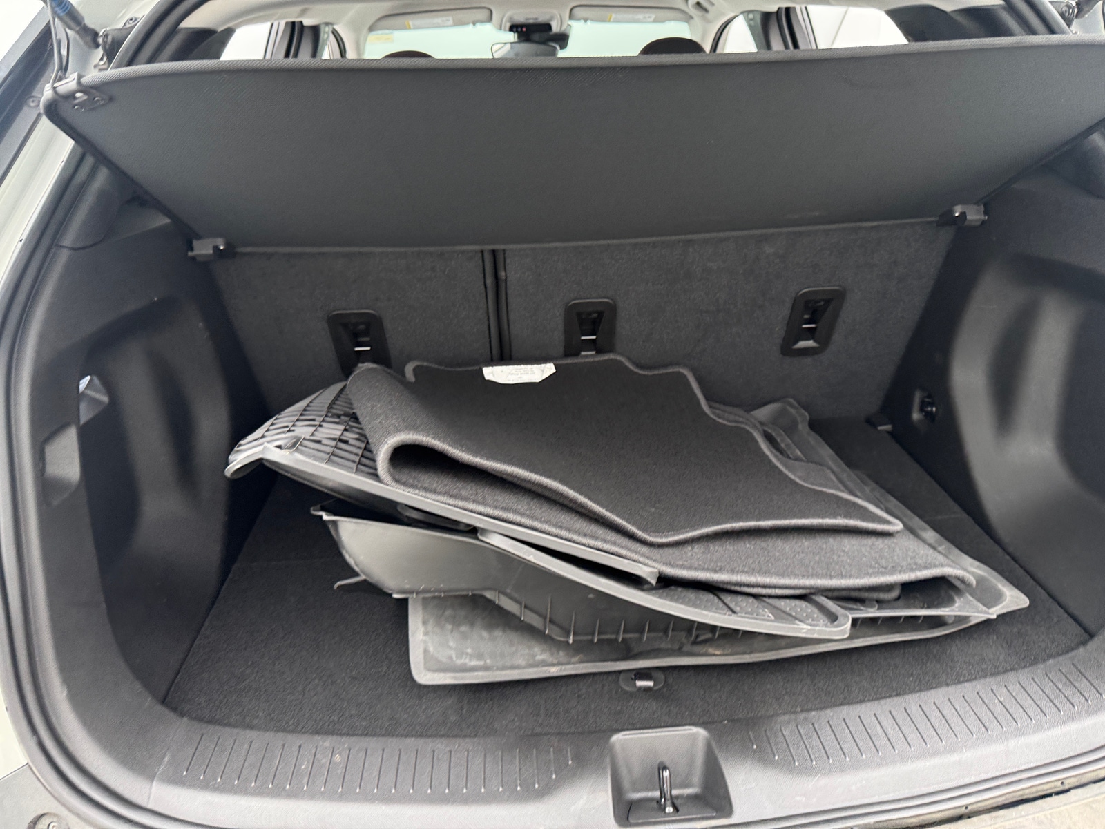 Thumbnail: 2023 Chevrolet Bolt EUV - 6