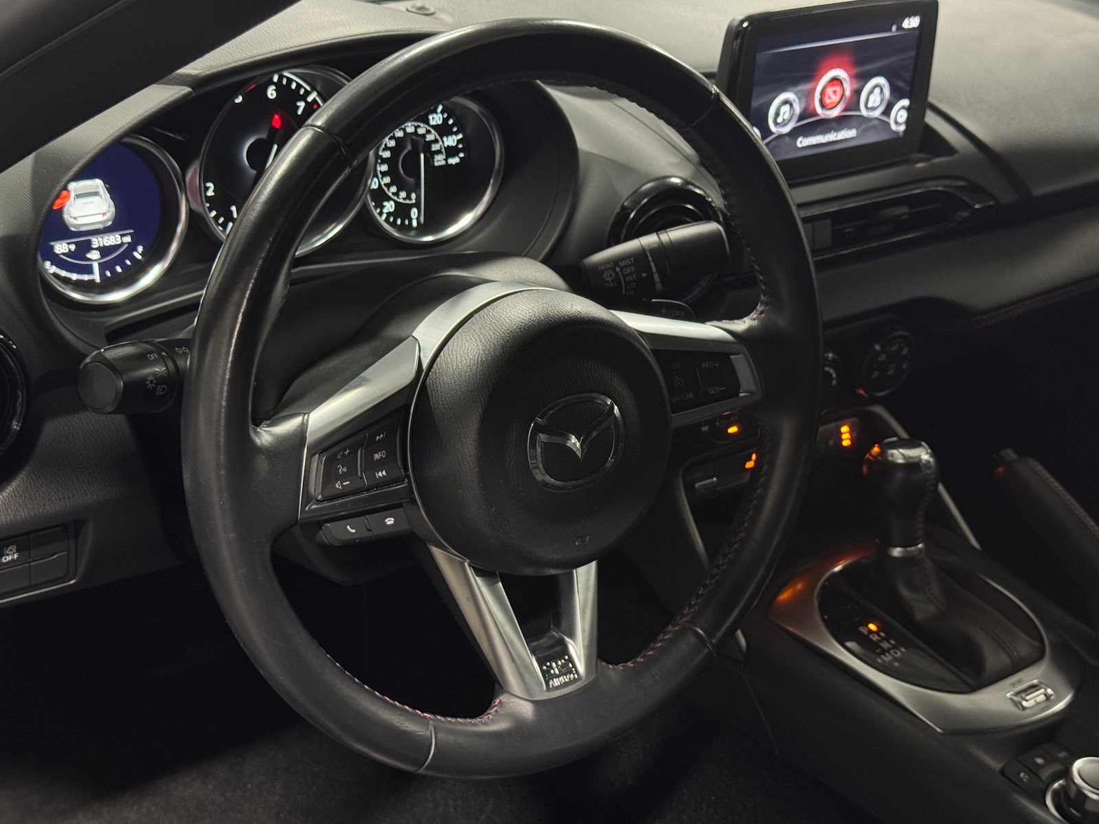 Thumbnail: 2019 Mazda MX-5 Miata - 5