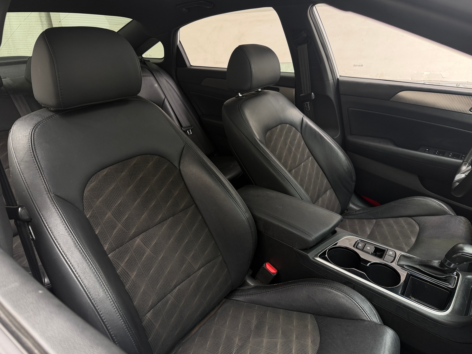 Thumbnail: 2019 Hyundai Sonata - 2