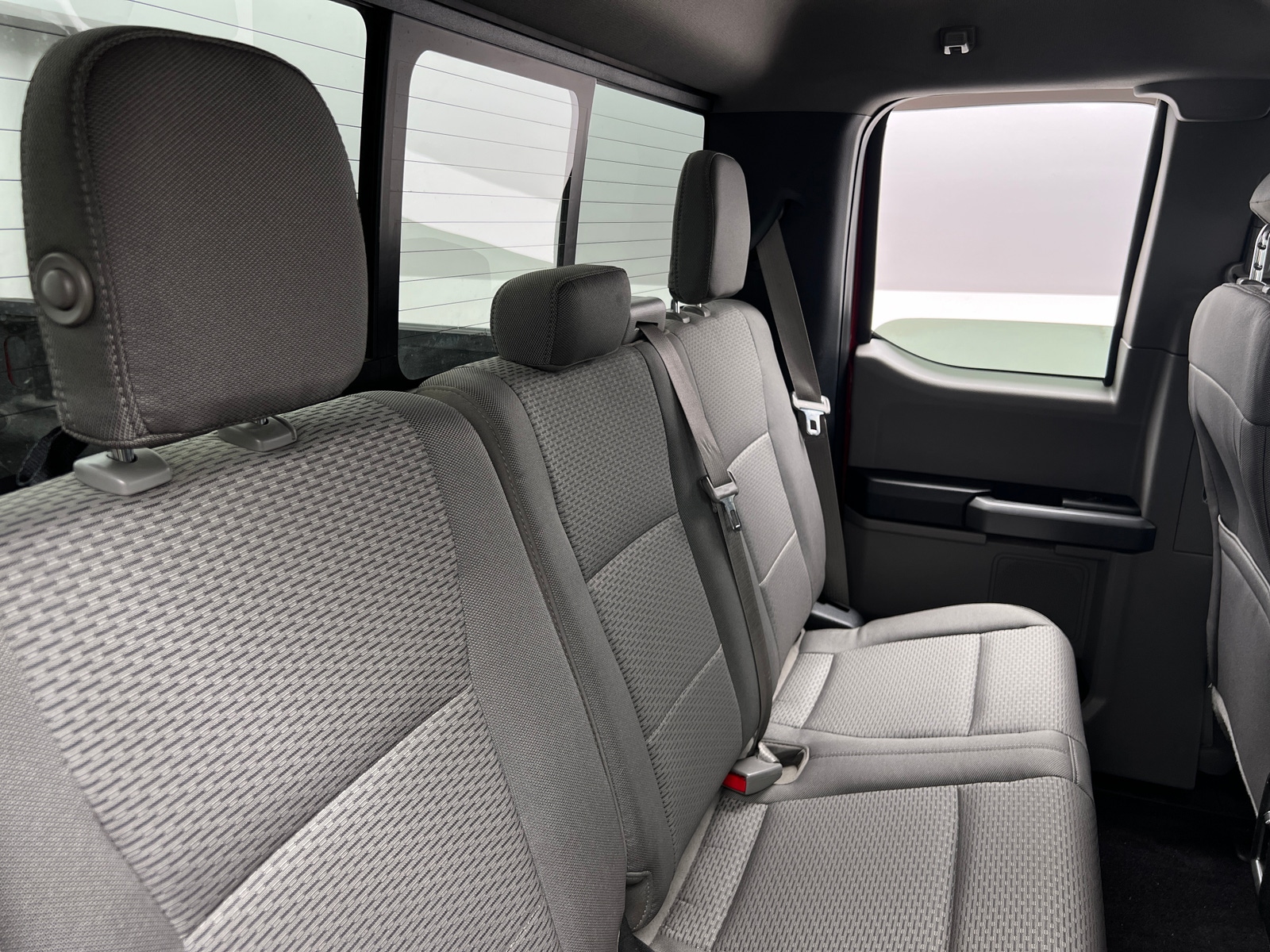 Thumbnail: 2015 Ford Econoline - 6