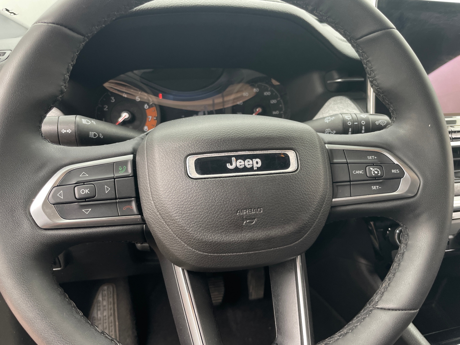 Thumbnail: 2023 Jeep Compass - 4