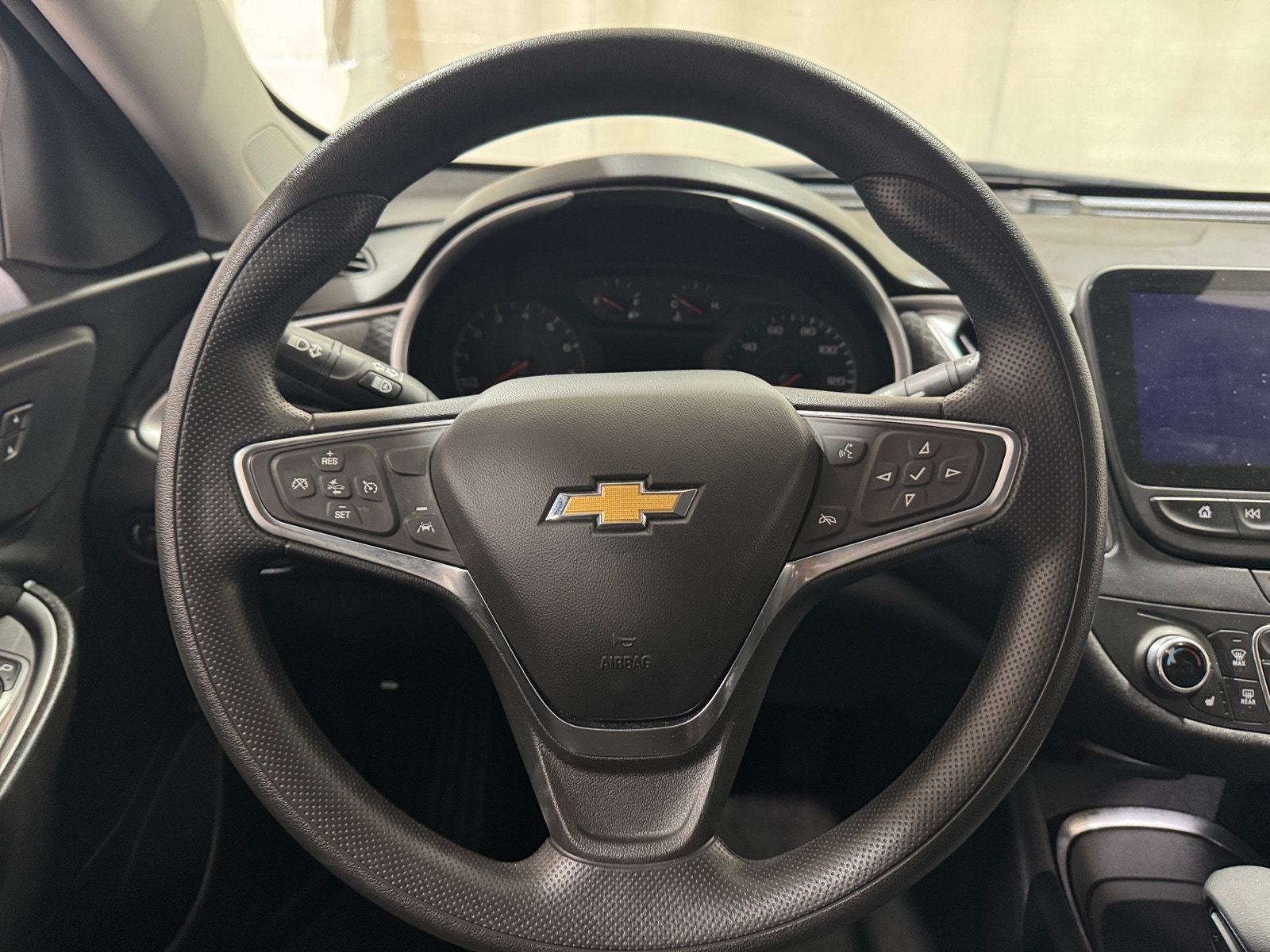 Thumbnail: 2024 Chevrolet Malibu - 5