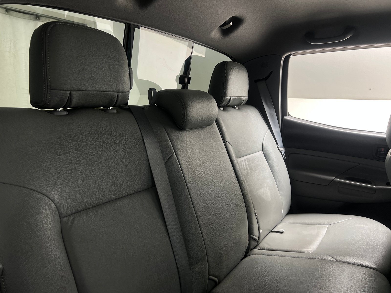 Thumbnail: 2014 Toyota Tacoma - 6