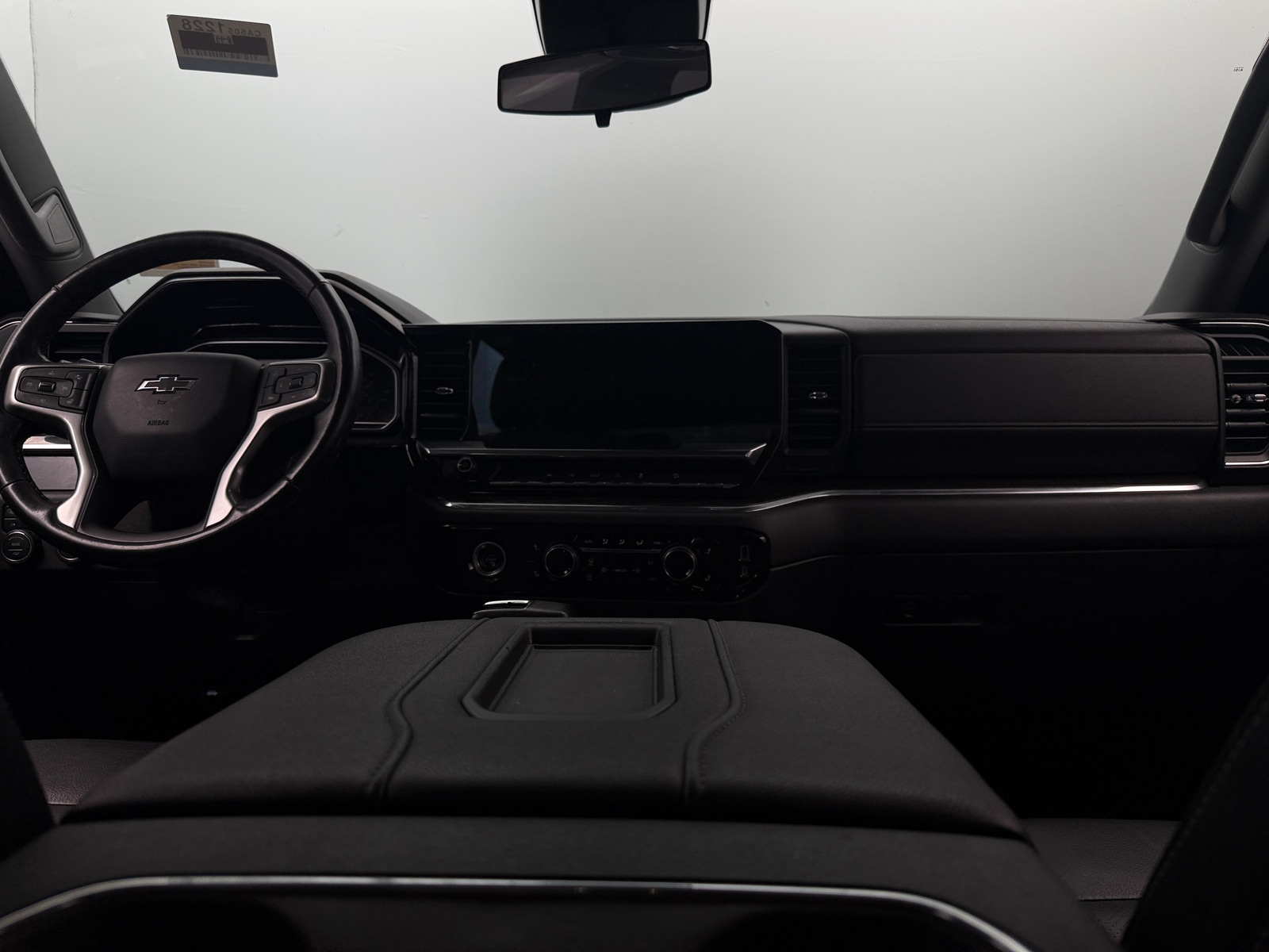 Thumbnail: 2022 Chevrolet Silverado 1500 - 3