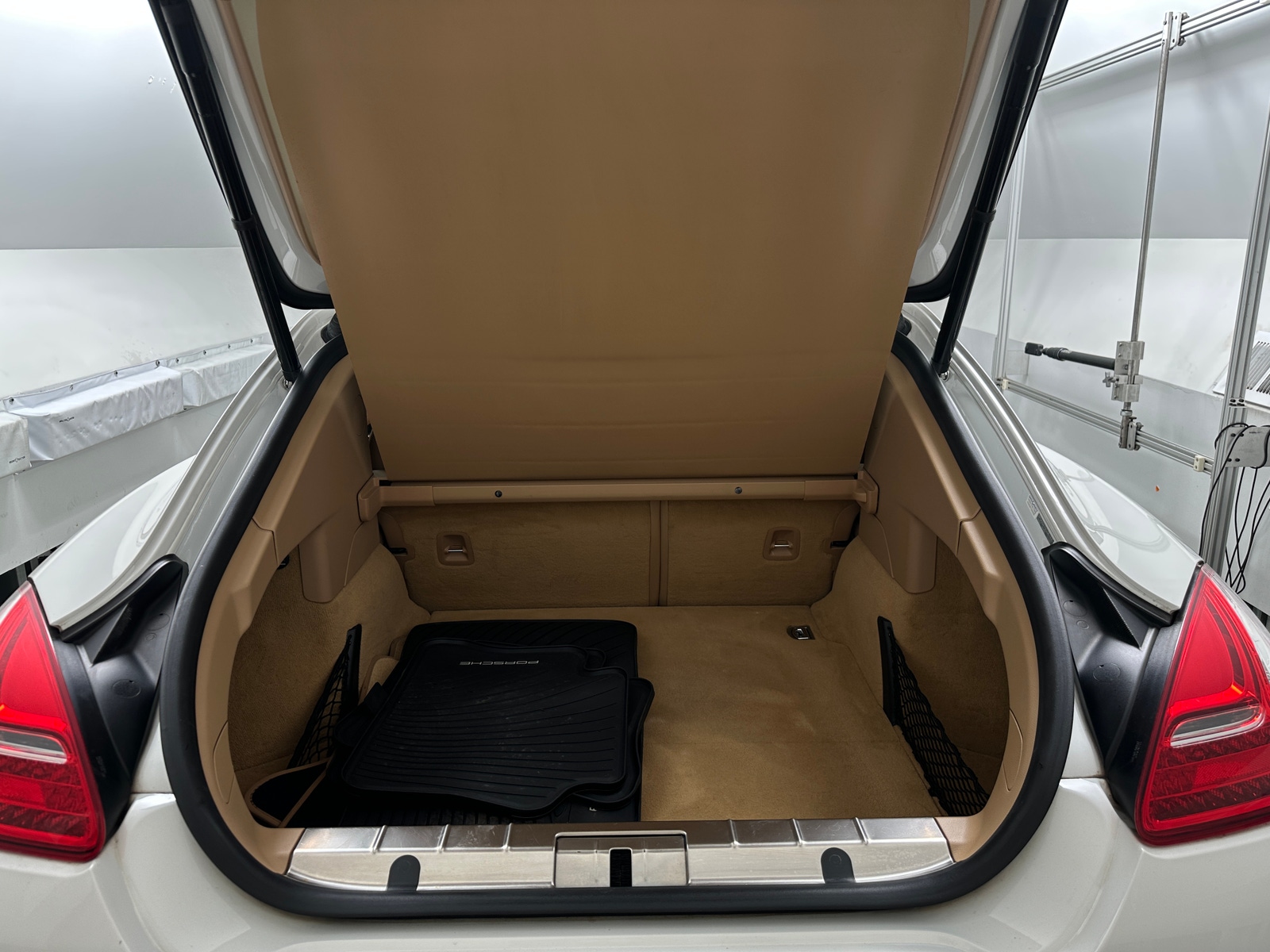 Thumbnail: 2012 Porsche Panamera - 7