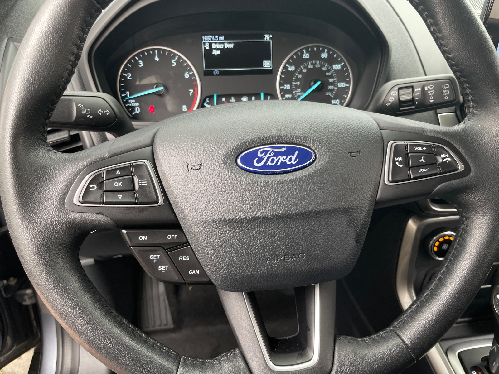 Thumbnail: 2018 Ford EcoSport - 5