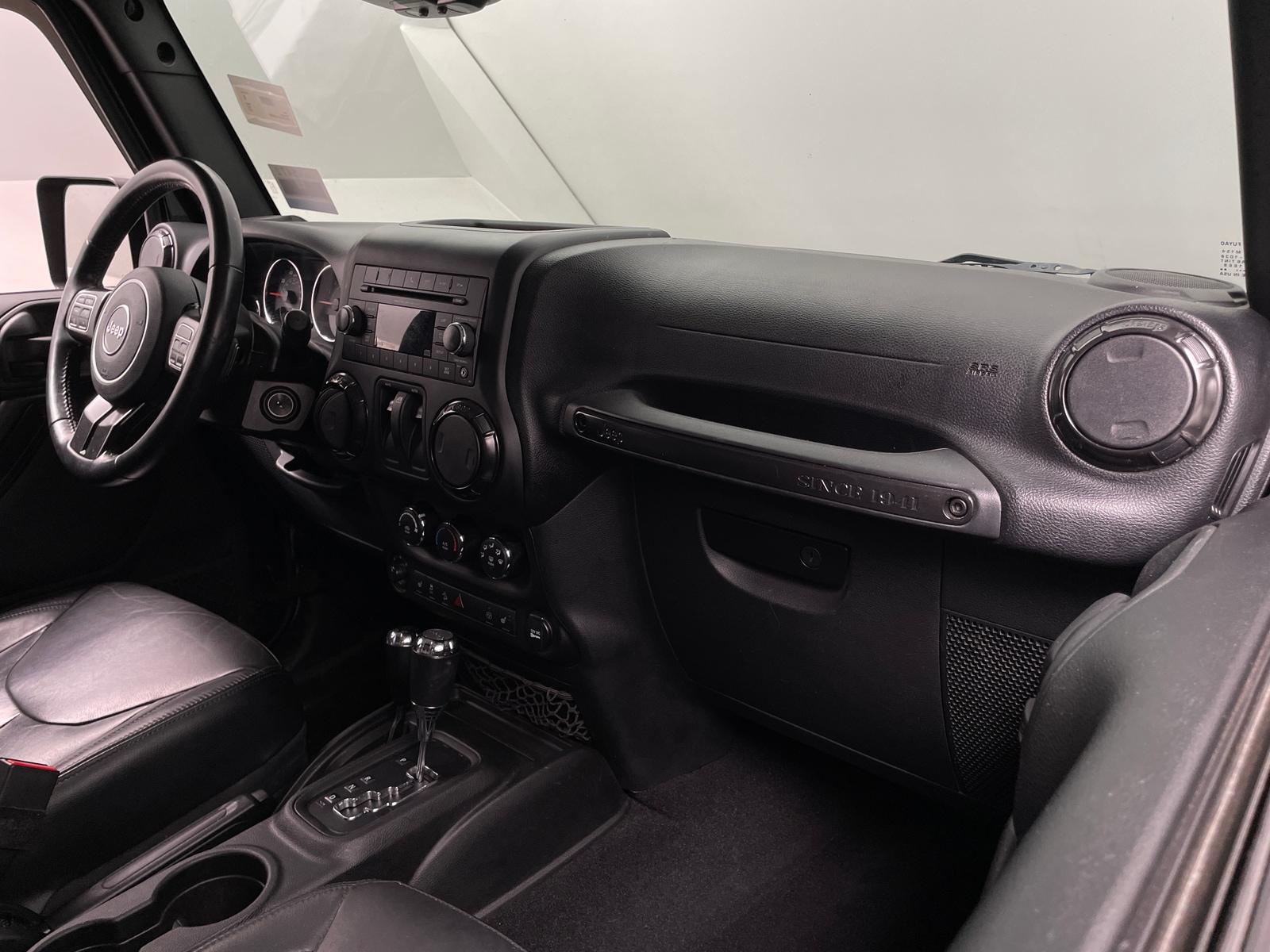 Thumbnail: 2017 Jeep Wrangler - 2