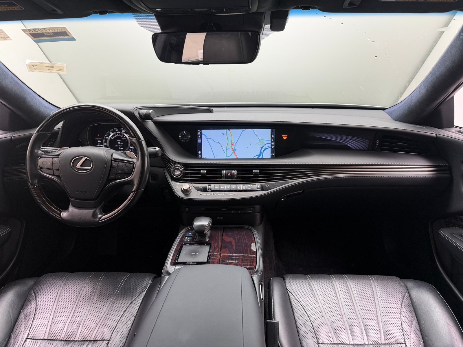 Thumbnail: 2020 Lexus LS - 3