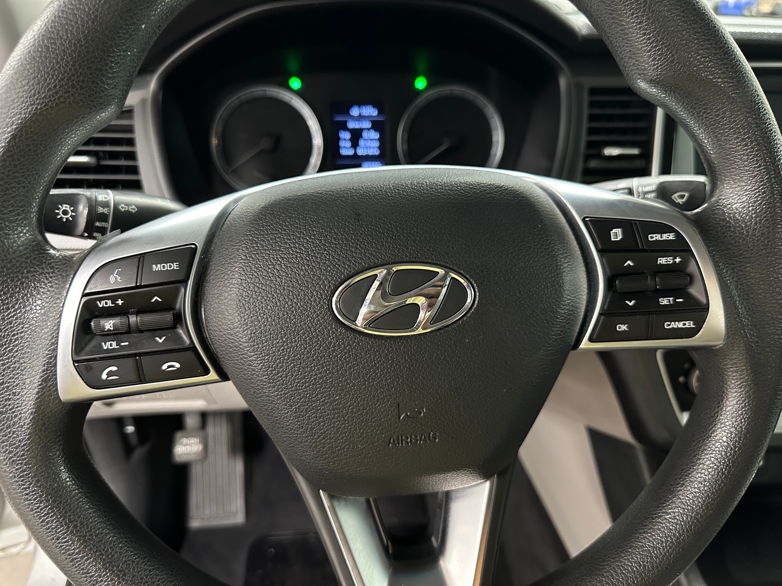 Thumbnail: 2019 Hyundai Sonata - 5