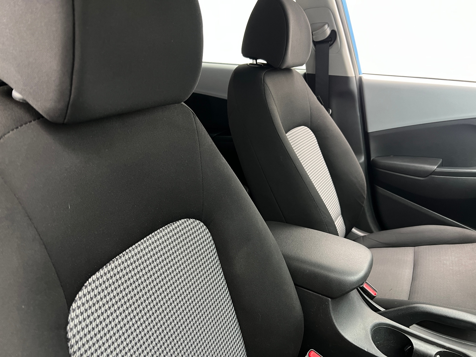 Thumbnail: 2020 Hyundai Kona - 2