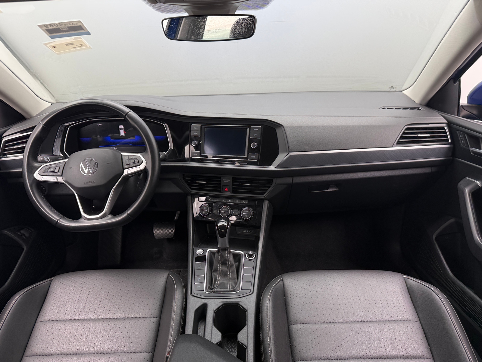 Thumbnail: 2024 Volkswagen Jetta - 2