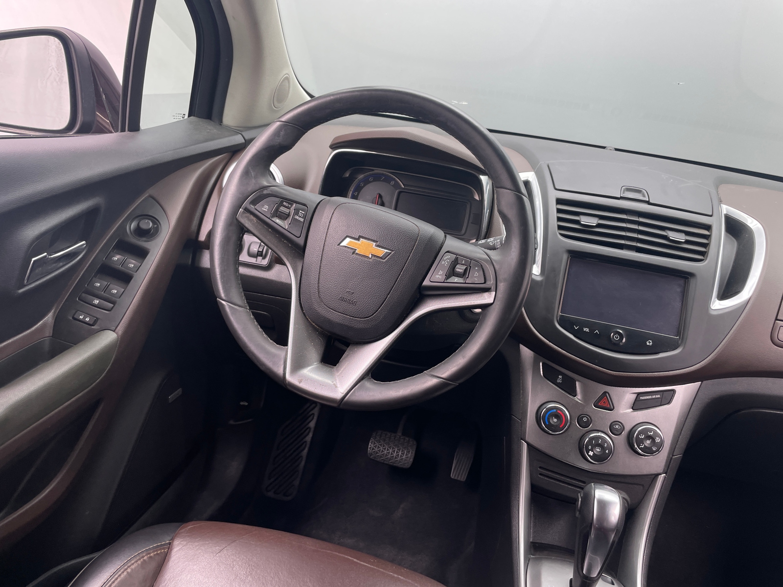 Thumbnail: 2015 Chevrolet Trax - 4