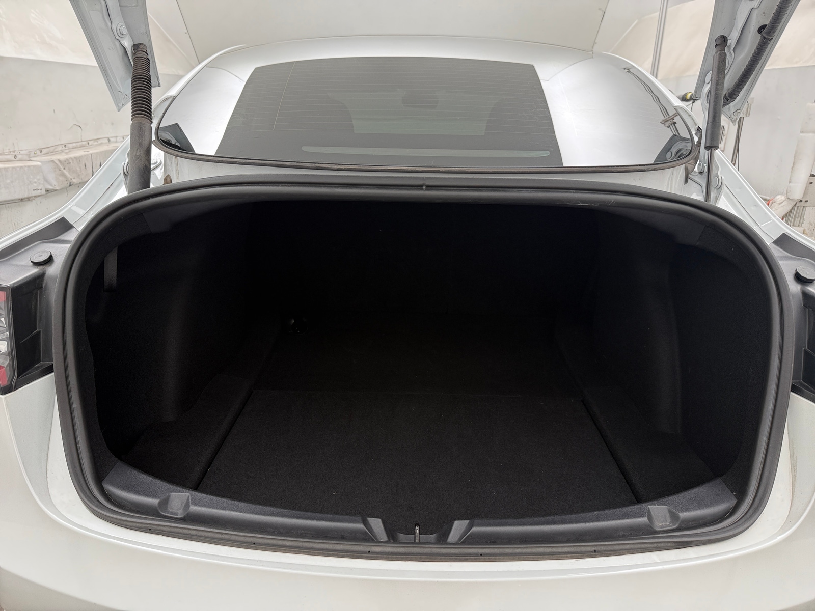 Thumbnail: 2022 Tesla Model 3 - 6